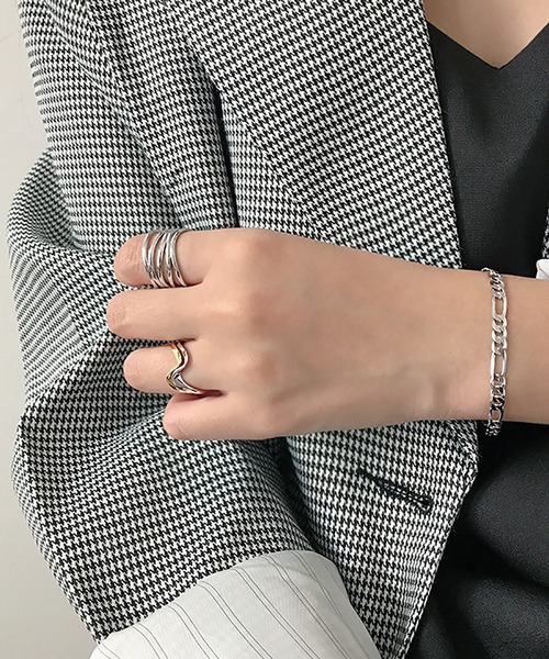 ABBEY MARKET(アビーマーケット)の「シルバーリング 指輪 silverring(リング・レディース・シルバー/ゴールド・FREE)」の3枚目の写真