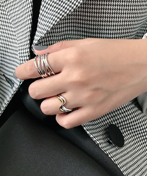 ABBEY MARKET(アビーマーケット)の「シルバーリング 指輪 silverring(リング・レディース・シルバー/ゴールド・FREE)」の6枚目の写真