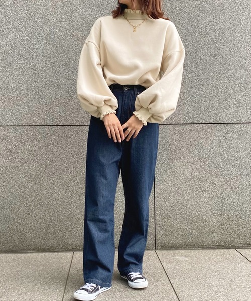 apres jour(アプレジュール)の「フリルネックスウェット【ZOZOTOWN限定アイテム】(スウェット・レディース・ブルー系その他/アイボリー/ブラック・フリー/X-LARGE)」の12枚目の写真