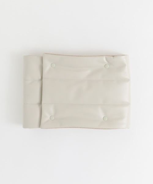 SENSE OF PLACE by URBAN RESEARCH（センスオブプレイスバイアーバンリサーチ）の「フェイクレザーパデットスカーフ（ストール/ショール・メンズ・ライトベージュ/ブラック・ONE）」の6枚目の写真