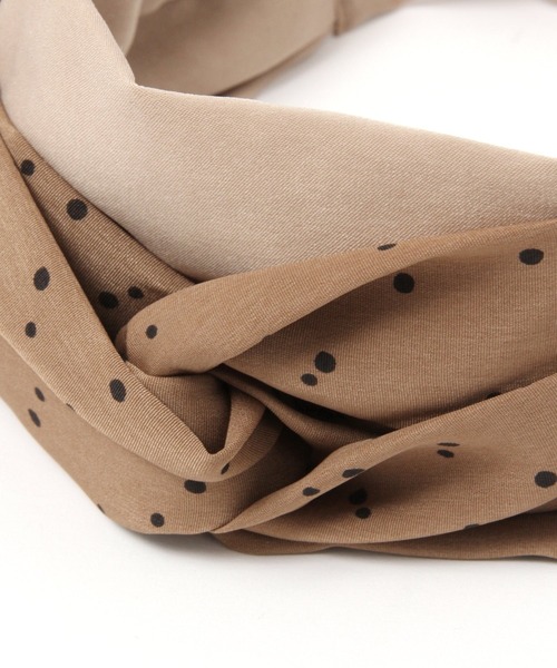 studio CLIP（スタディオクリップ）の「ドット無地ワイヤーヘアバン（ヘアバンド・レディース・ベージュ/ブラック・FREE）」の8枚目の写真