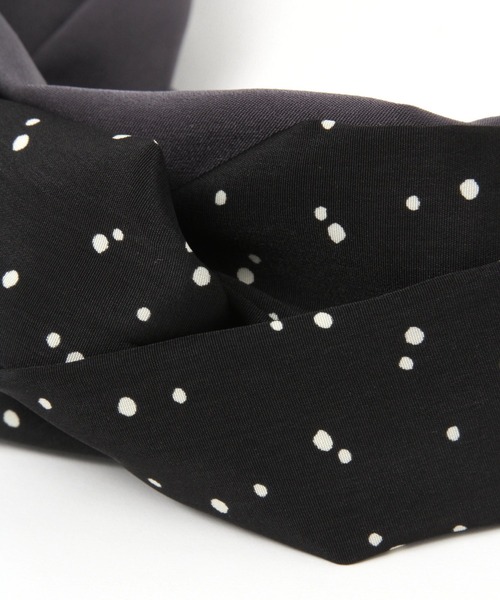 studio CLIP（スタディオクリップ）の「ドット無地ワイヤーヘアバン（ヘアバンド・レディース・ベージュ/ブラック・FREE）」の5枚目の写真
