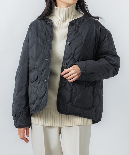 MAISON BREEZE（メゾンブリーズ）の「【MAISON BREEZE】ショートキルティングライナージャケット SCCH040（ノーカラージャケット・レディース・グリーン/ホワイト/ブラック・MEDIUM）」の11枚目の写真