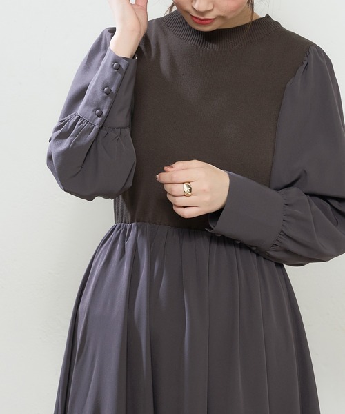 natural couture（ナチュラルクチュール）の「プチハイニットドッキングギャザーワンピース（ワンピース・レディース・オフホワイト/ホワイト系その他/ブラック系その他/ブルー系その他/グレイッシュベージュ・FREE）」の21枚目の写真