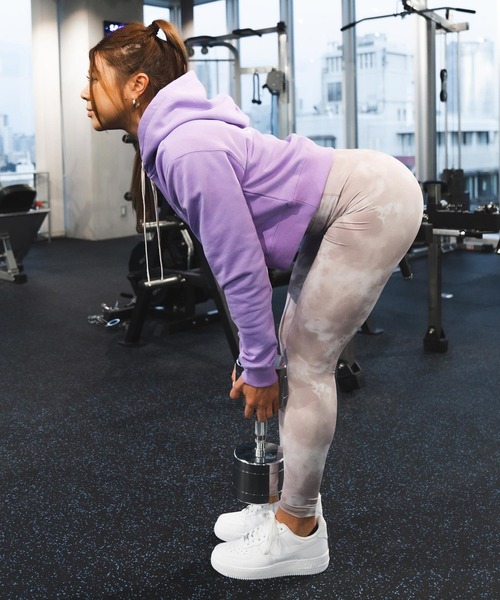 atmos pink（アトモスピンク）の「atmos pink × LYFT タイダイロゴレギンス 【SP】（レギンス/スパッツ・レディース・ベージュ/グリーン/パープル・S/M）」の2枚目の写真