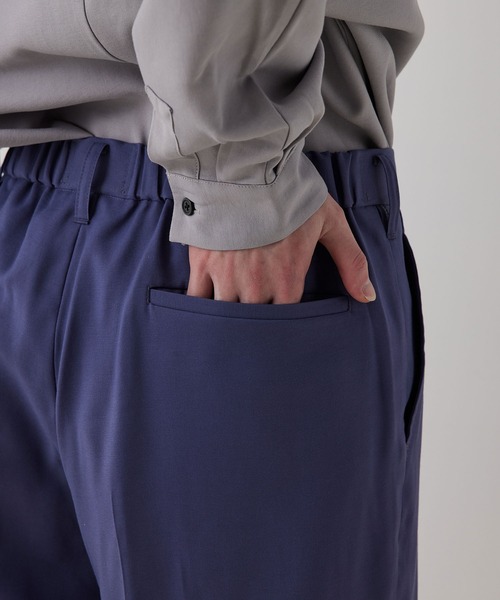 JUNRED（ジュンレッド）の「ドレープテクスチャー1タックストレートパンツ（スラックス・メンズ・ライトグレー/ブラック/ブルー系その他4・S/M/L）」の21枚目の写真