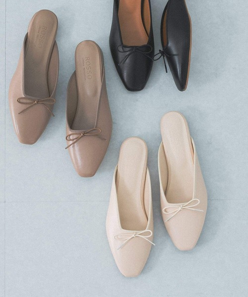 URBAN RESEARCH ROSSO WOMEN（アーバンリサーチ　ロッソ）の「『MADE IN JAPAN』スクエアトゥバレエミュール（パンプス・レディース・ブラック/オフホワイト/ベージュ系その他・38/37/36）」の4枚目の写真