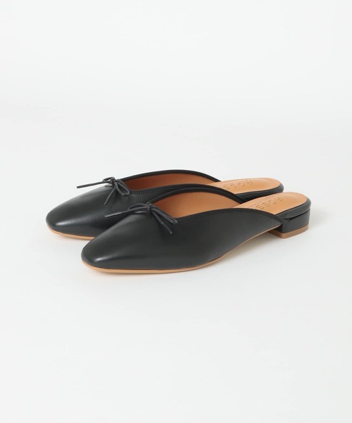 URBAN RESEARCH ROSSO WOMEN（アーバンリサーチ　ロッソ）の「『MADE IN JAPAN』スクエアトゥバレエミュール（パンプス・レディース・ブラック/オフホワイト/ベージュ系その他・38/37/36）」の13枚目の写真