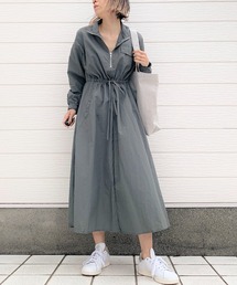 Q | ハーフジップワンピース(シャツワンピース)