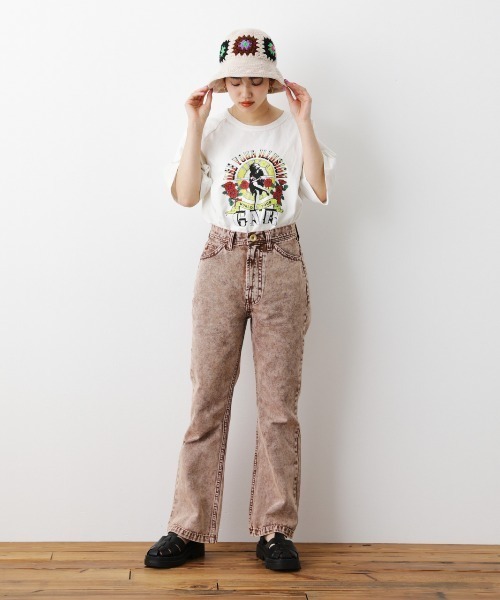 RODEO CROWNS WIDE BOWL(ロデオクラウンズワイドボウル)の「カラーフレアパンツ(デニムパンツ・レディース・ブルー/イエロー/ブラウン・SMALL/MEDIUM)」の4枚目の写真