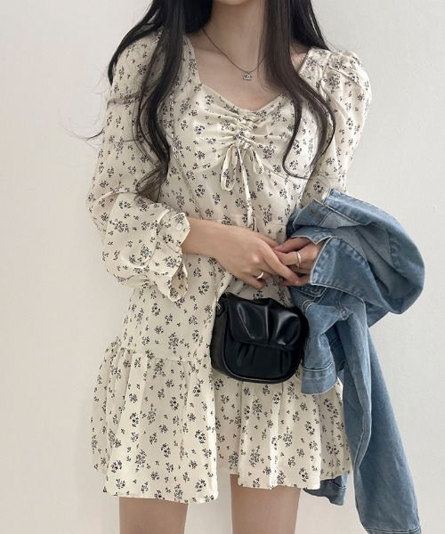 BEIDELLI（ベイデリー）の「[BELLIDE MADE] [2color] フラワーシャーリングミニワンピース（ワンピース・レディース・ブラック/ベージュ・FREE）」の8枚目の写真