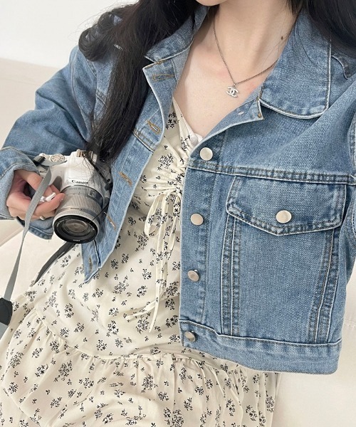 BEIDELLI（ベイデリー）の「[BELLIDE MADE] [2color] フラワーシャーリングミニワンピース（ワンピース・レディース・ブラック/ベージュ・FREE）」の4枚目の写真