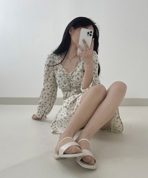 BEIDELLI（ベイデリー）の「[BELLIDE MADE] [2color] フラワーシャーリングミニワンピース（ワンピース・レディース・ブラック/ベージュ・FREE）」の15枚目の写真