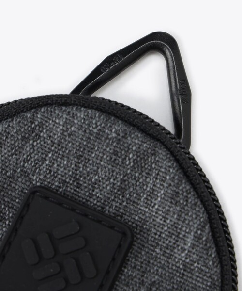 Columbia（コロンビア）の「ナイオベラウンドコインケース（その他小物・メンズ・カーキ/グレー/ベージュ/ブラック/ブラック系その他/グリーン/ブラック系その他2/ネイビー/ブラウン系その他/グリーン系その他/ブラック×ブラック・ONE SIZE）」の18枚目の写真