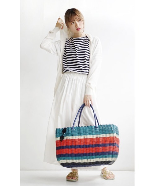 e-zakkamania stores(イーザッカマニアストアーズ)の「グリッタースライドサンダル(サンダル・レディース・シルバー/ゴールド・M/L)」の5枚目の写真