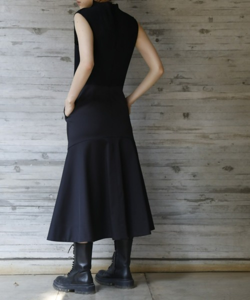 LE CIEL BLEU(ルシェルブルー)の「プリーツジャージ&サテンドレス / Pleated Jersey&Satin Dress(ワンピース・レディース・ブラック/カーキ・38/36)」の15枚目の写真