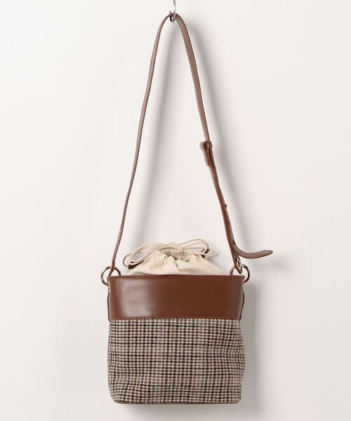 flower（フラワー）の「チェックショルダーバッグ（ショルダーバッグ・レディース・ベージュ・FREE）」の2枚目の写真