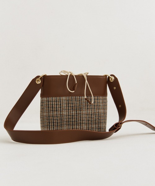 flower（フラワー）の「チェックショルダーバッグ（ショルダーバッグ・レディース・ベージュ・FREE）」の6枚目の写真