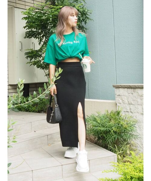 EVRIS（エヴリス）の「ディープスリットニットスカート（スカート・レディース・ブラック/ブラウン/グリーン・FREE）」の10枚目の写真