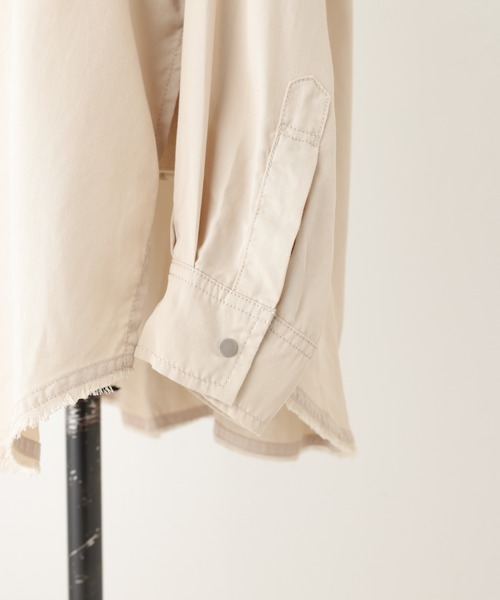 BEARDSLEY（ビアズリー）の「《FRIPIER》サイドスリットシャツ/テンセル（シャツ/ブラウス・レディース・カーキ/サンドベージュ・FREE）」の11枚目の写真