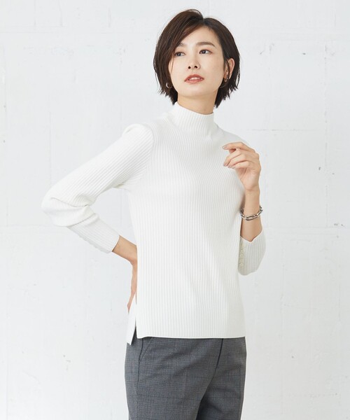 J.PRESS Ladies(J.プレス レディス)の「針抜きフライス ボトルネック カットソー(Tシャツ/カットソー・レディース・ホワイト系/ブラック系/ライトグレー系/ネイビー系・SMALL)」の2枚目の写真