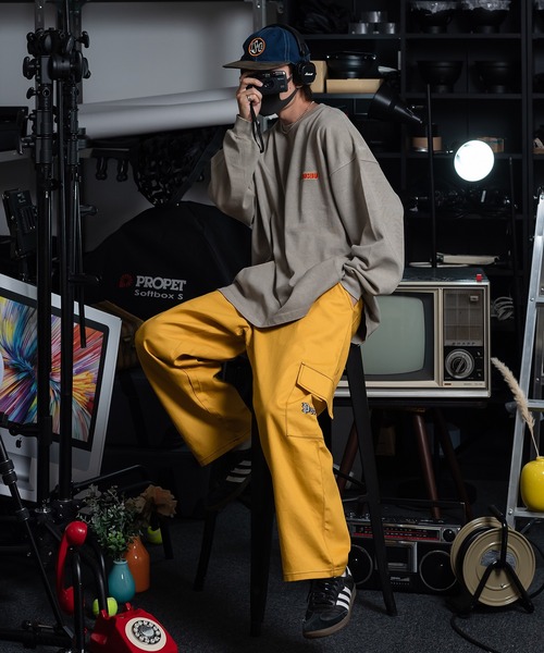 Perushu（ペルーシュ）の「ルーズヴィンテージ加工ワンポイントロンT（Tシャツ/カットソー・メンズ・ブラック/グレイッシュベージュ/イエロー/グリーン・LARGE/MEDIUM）」の12枚目の写真