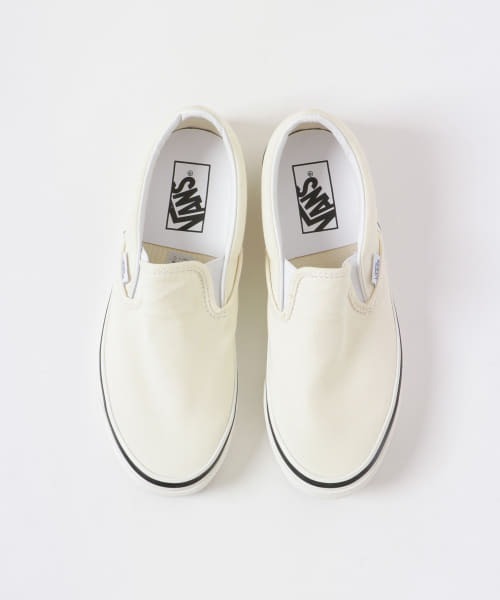VANS(バンズ)の「VANS CLASSIC SLIP-ON 98 DX(スリッポン・メンズ・ホワイト・26/27/28)」の2枚目の写真