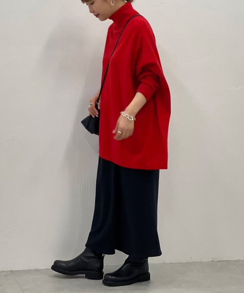 BEARDSLEY(ビアズリー)の「ビッグタートルネックニット(ニット/セーター・レディース・ブラック/レッド/レッド系その他/グレー/ベージュ・FREE)」の7枚目の写真