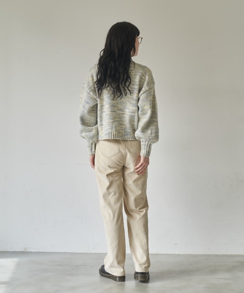 idem(イデム)の「【ZOZOTOWN限定】gradation volume sleeve knit/グラデーションボリューム袖ニット(ニット/セーター・レディース・アイボリー/マルチ/カーキ・FREE)」の4枚目の写真