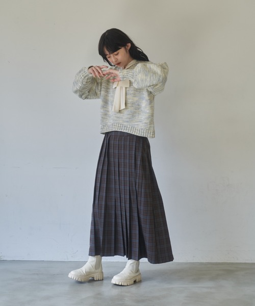 idem(イデム)の「【ZOZOTOWN限定】gradation volume sleeve knit/グラデーションボリューム袖ニット(ニット/セーター・レディース・アイボリー/マルチ/カーキ・FREE)」の5枚目の写真