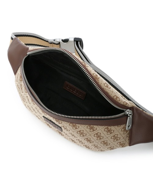 Guess（ゲス）の「STRAVE  Bum Bag（ボディバッグ/ウエストポーチ・メンズ・ライトベージュ/ブラック/グレー・ONE SIZE）」の8枚目の写真