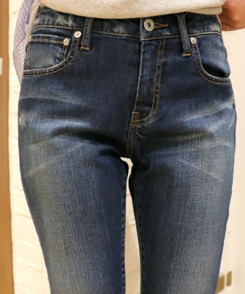 Spick & Span（スピックアンドスパン）の「ストレッチデニム カットオフパンツ。（デニムパンツ・レディース・ブルー/サックスブルー・36/38/34/40）」の5枚目の写真