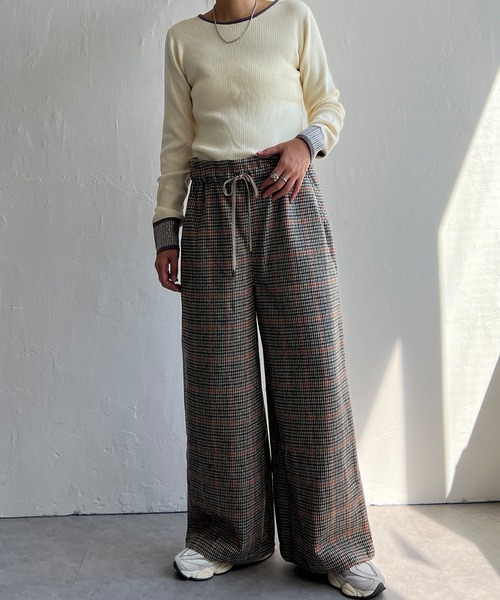 LBC（エルビーシー）の「【ZOZO限定】袖ジャカードリブニット（ニット/セーター・レディース・オフホワイト/ブラック・M/L）」の16枚目の写真