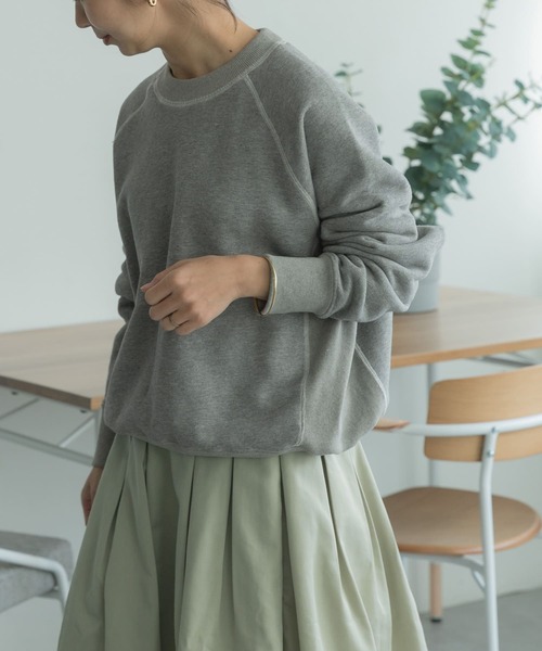 FORK&SPOON（フォークアンドスプーン）の「FORK&SPOON　ラグランクルーネックスウェット（スウェット・レディース・グリーン系その他/アイボリー/グレー・1）」の9枚目の写真