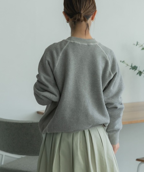 FORK&SPOON（フォークアンドスプーン）の「FORK&SPOON　ラグランクルーネックスウェット（スウェット・レディース・グリーン系その他/アイボリー/グレー・1）」の11枚目の写真