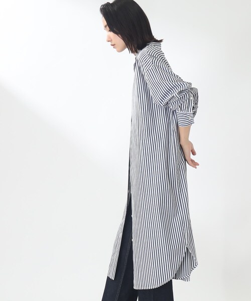 THE SHOP TK （ザ ショップ ティーケー ）の「◆【首まわりスッキリ/着回し出来る】バンドカラーシャツワンピース（ワンピース・レディース・ベージュ/ネイビー系2/ホワイト系・99）」の19枚目の写真