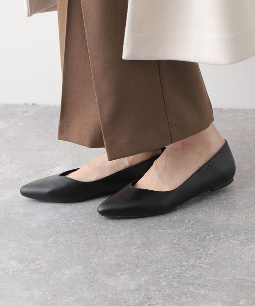 LEPSIM(レプシィム)の「キレイめフラットパンプス 176606(パンプス・レディース・ブラック/アイボリー・MEDIUM/LARGE)」の7枚目の写真