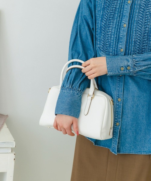 URBAN RESEARCH（アーバンリサーチ）の「横長ボストンバッグ（ボストンバッグ・レディース・ホワイト/ブラック・ONE）」の3枚目の写真