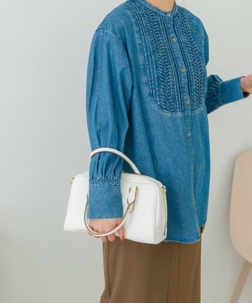 URBAN RESEARCH（アーバンリサーチ）の「横長ボストンバッグ（ボストンバッグ・レディース・ホワイト/ブラック・ONE）」の4枚目の写真