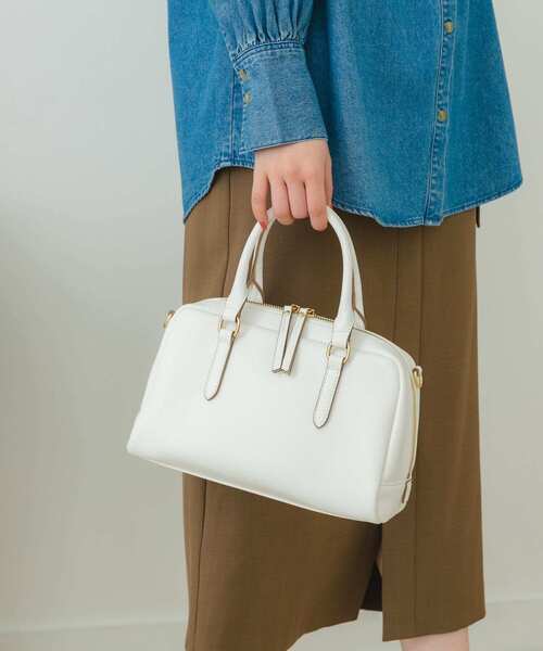 URBAN RESEARCH（アーバンリサーチ）の「横長ボストンバッグ（ボストンバッグ・レディース・ホワイト/ブラック・ONE）」の6枚目の写真