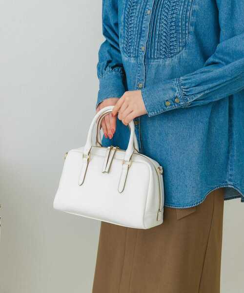 URBAN RESEARCH（アーバンリサーチ）の「横長ボストンバッグ（ボストンバッグ・レディース・ホワイト/ブラック・ONE）」の8枚目の写真