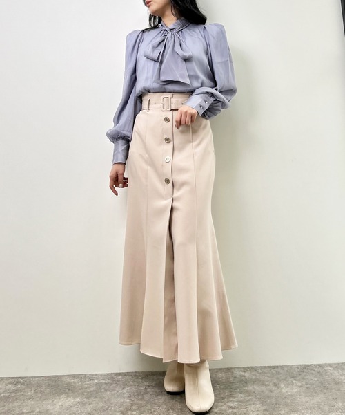 INGNI（イング）の「ラメシアーハイネックボウタイブラウス（シャツ/ブラウス・レディース・グレー系その他/サックスブルー/オフホワイト・M）」の19枚目の写真