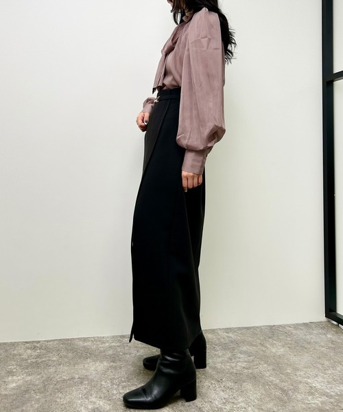 INGNI（イング）の「ラメシアーハイネックボウタイブラウス（シャツ/ブラウス・レディース・グレー系その他/サックスブルー/オフホワイト・M）」の15枚目の写真