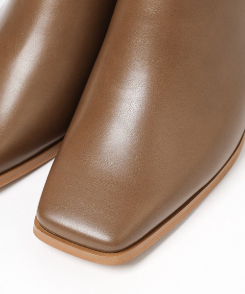 LEPSIM(レプシィム)の「スクエアヒールミュール 181282(サンダル・レディース・ブラウン/ブラック/アイボリー・MEDIUM/LARGE)」の15枚目の写真