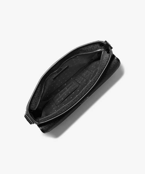 MICHAEL KORS(マイケルコース)の「COOPER UTILITY FLAP MSGR クロスボディ(メッセンジャーバッグ・メンズ・ブラック・FREE)」の7枚目の写真