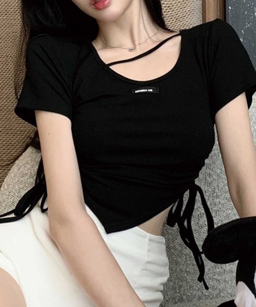 SPIGA（スピーガ）の「ｻｲﾄﾞｼｬｰﾘﾝｸﾞﾛｺﾞﾀｸﾞTｼｬﾂ（Tシャツ/カットソー・レディース・ホワイト/ブラック・FREE）」の2枚目の写真