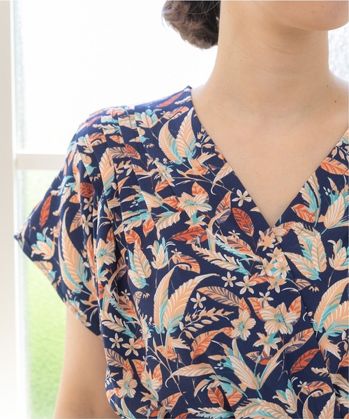 PREFERIR（プレフェリール）の「アロハシャツ柄 エスニック カシュクール フレンチスリーブ マキシ ロングワンピース（ワンピース・レディース・ブラック/ネイビー・MEDIUM/LARGE/SMALL）」の11枚目の写真