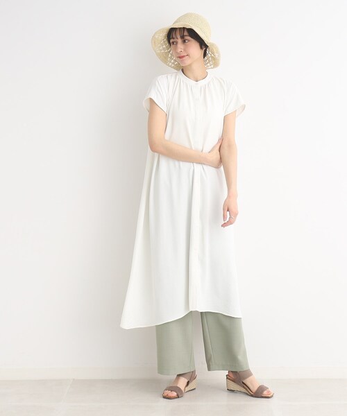 SHOO・LA・RUE（シューラルー）の「◆【接触冷感/イージーケア】前開きロングシャツ（シャツ/ブラウス・レディース・マスタード/カーキ/ブラック/ホワイト系/ライトベージュ/ブルー・00）」の12枚目の写真