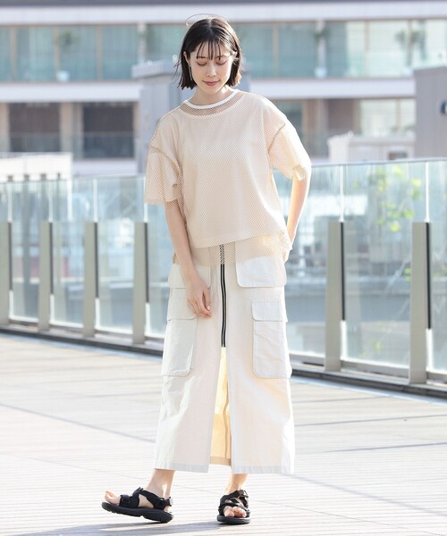 Ray BEAMS（レイビームス）の「Ray BEAMS / メッシュ リバーシブル Tシャツ（Tシャツ/カットソー・レディース・ブラック/レッド/ベージュ・ONE SIZE）」の10枚目の写真