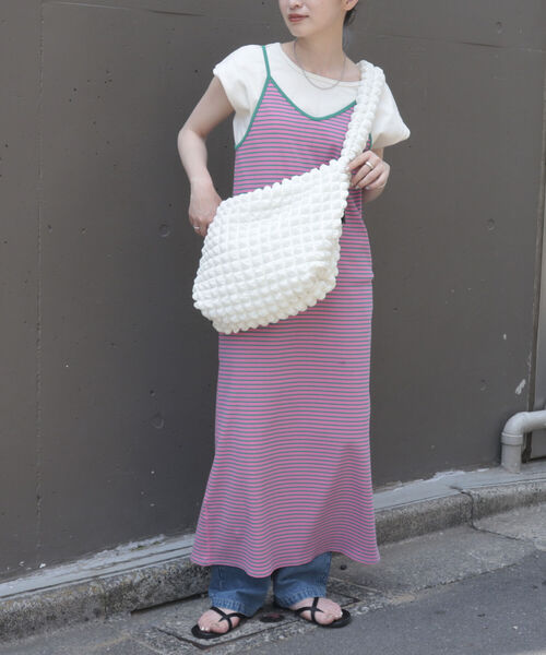 fredy emue（フレディエミュ）の「ポコポコジョーゼットメッセンジャーバッグ（ショルダーバッグ・レディース・ブラック/アイボリー・FREE）」の11枚目の写真